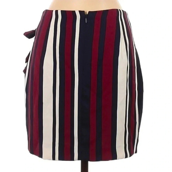 Express | Classic Stripes & Bows Wrap Mini Skirt Women’s Size 2 XS - Picture 4 of 4